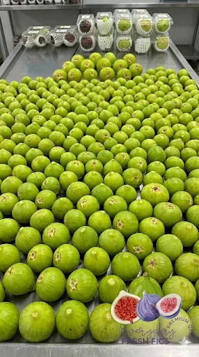 Everyday Fresh Figs, real photo