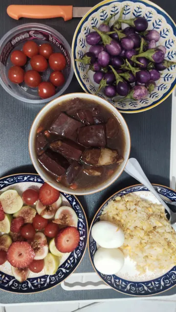Everyday Fresh Figs, real photo