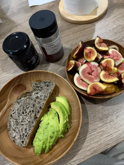 Everyday Fresh Figs, real photo